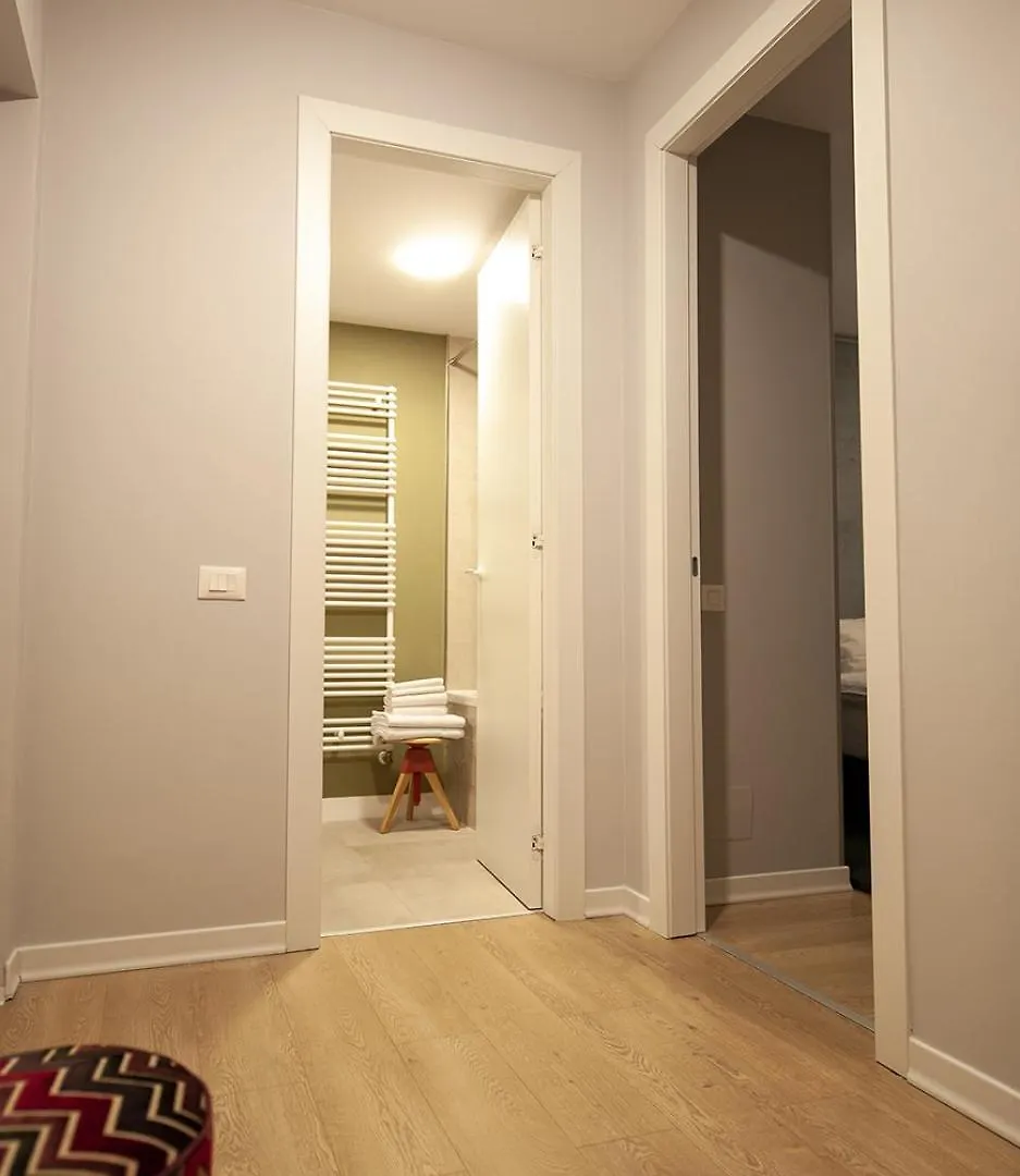 Apartment Shades Of Grey 124 - Cloud9 Residence - Pipera - Floreasca - Barbu Vacarescu Area Bucharest