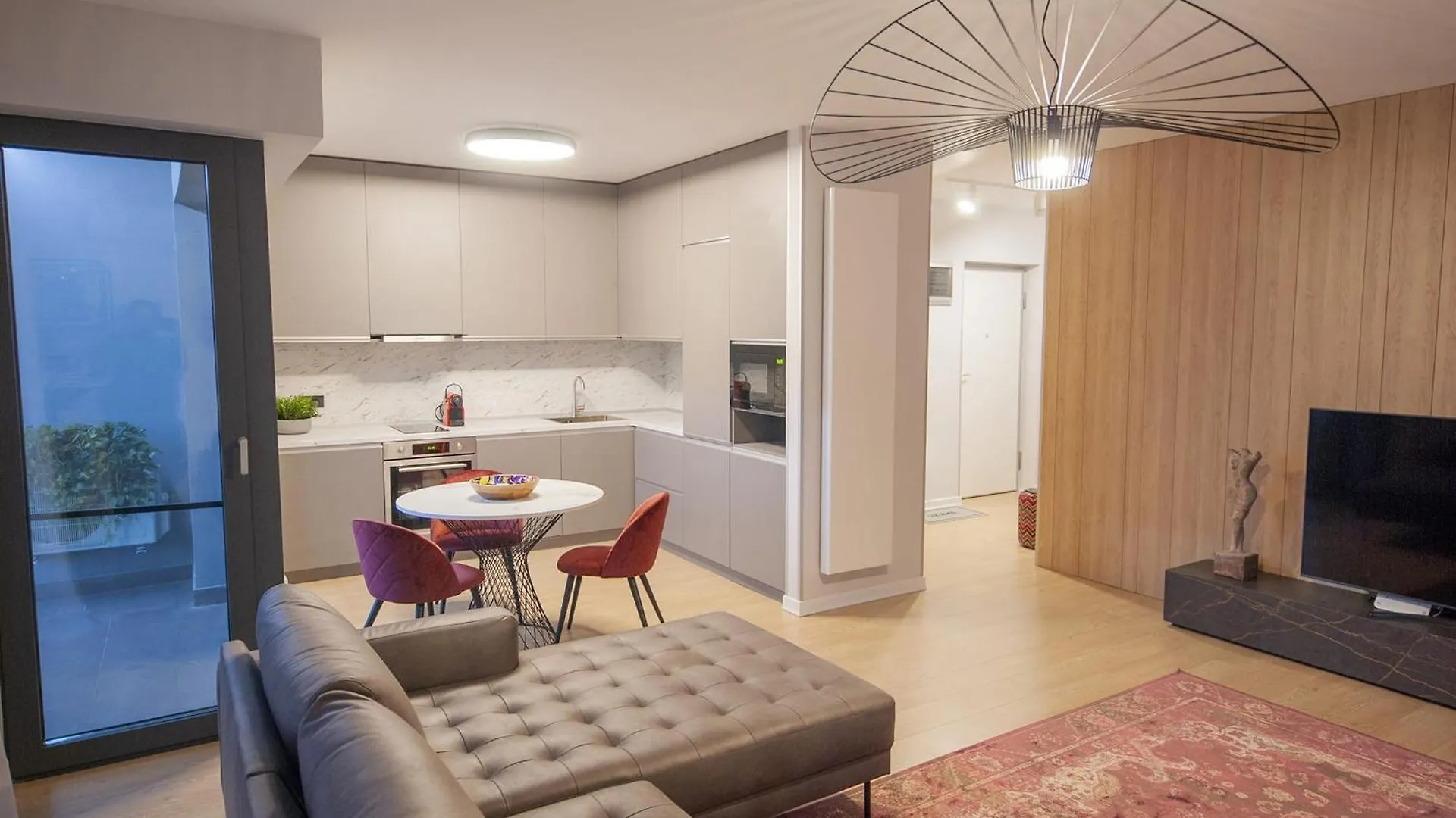 Shades Of Grey 124 - Cloud9 Residence - Pipera - Floreasca - Barbu Vacarescu Area Bucharest Apartment