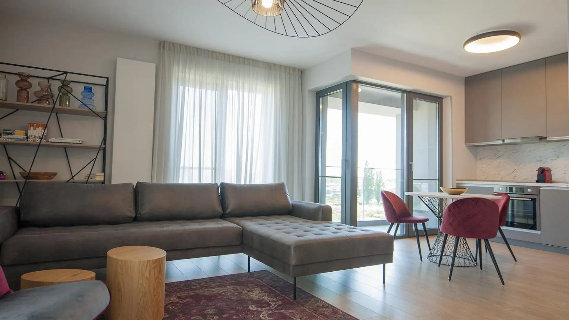 Shades Of Grey 124 - Cloud9 Residence - Pipera - Floreasca - Barbu Vacarescu Area Bucharest