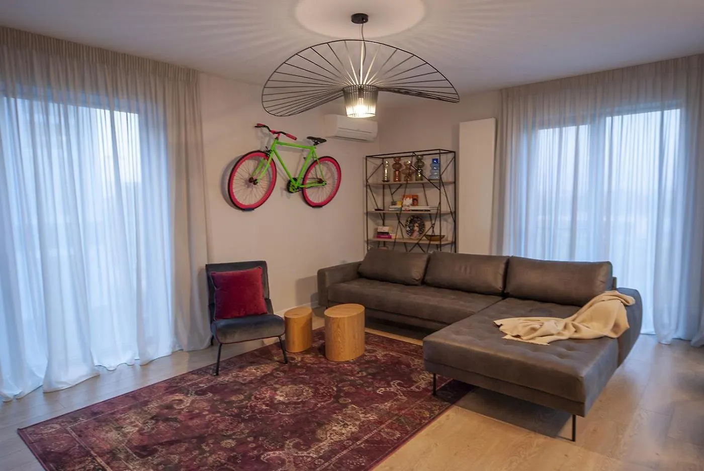 Shades Of Grey 124 - Cloud9 Residence - Pipera - Floreasca - Barbu Vacarescu Area Bucharest